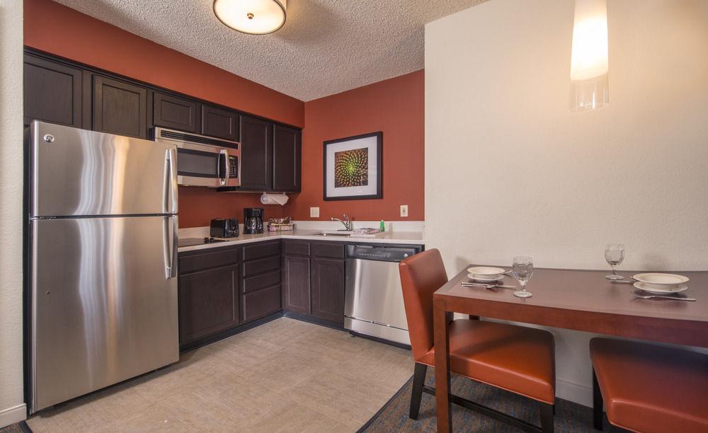 Fairfax Hotel Merrifield