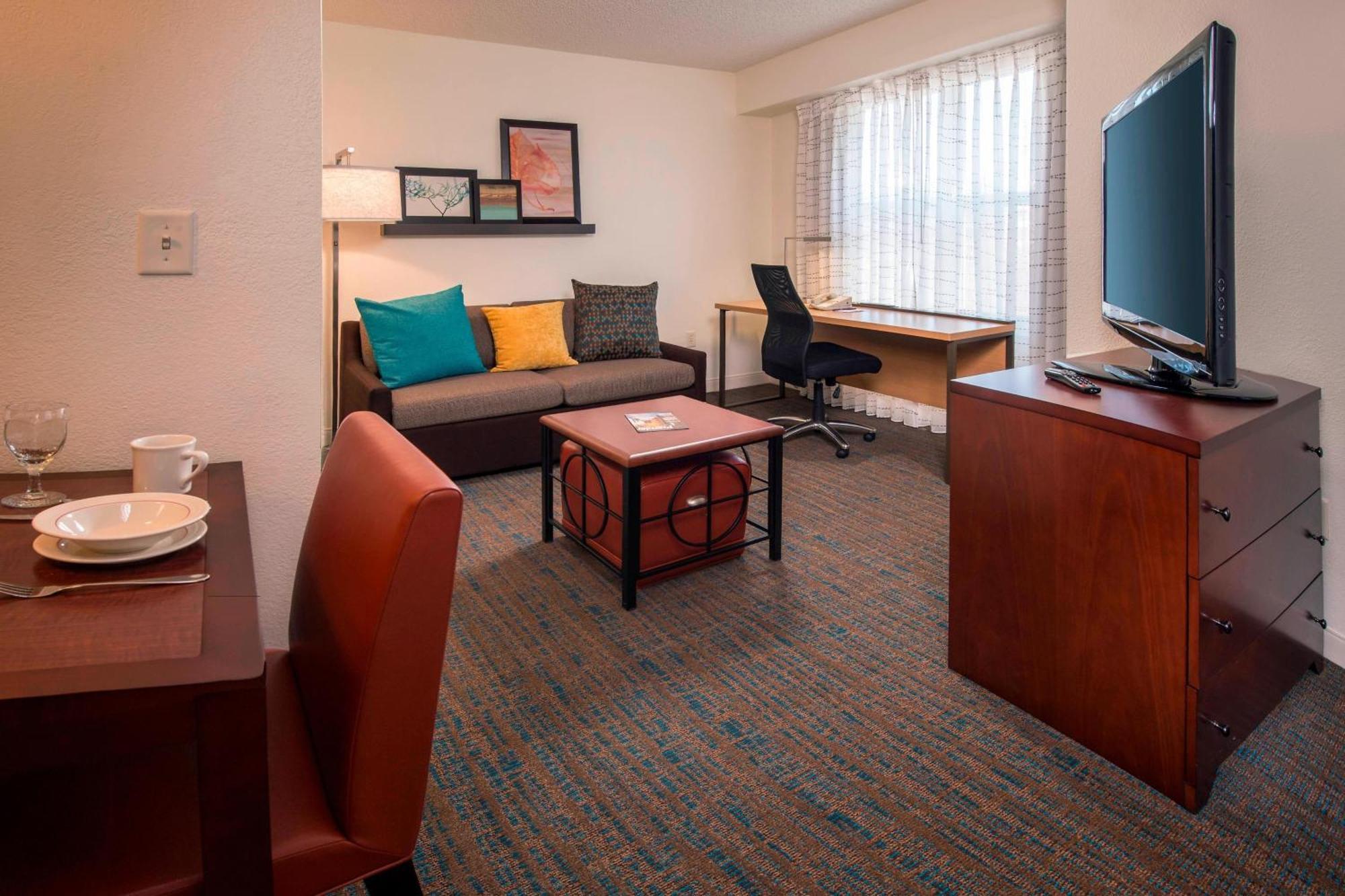 Fairfax Hotel