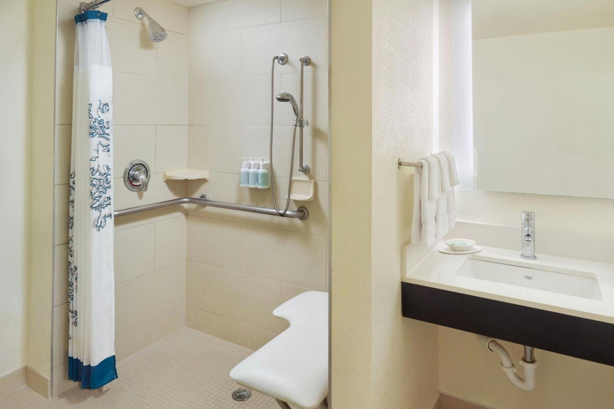 Fairfax 3* Merrifield