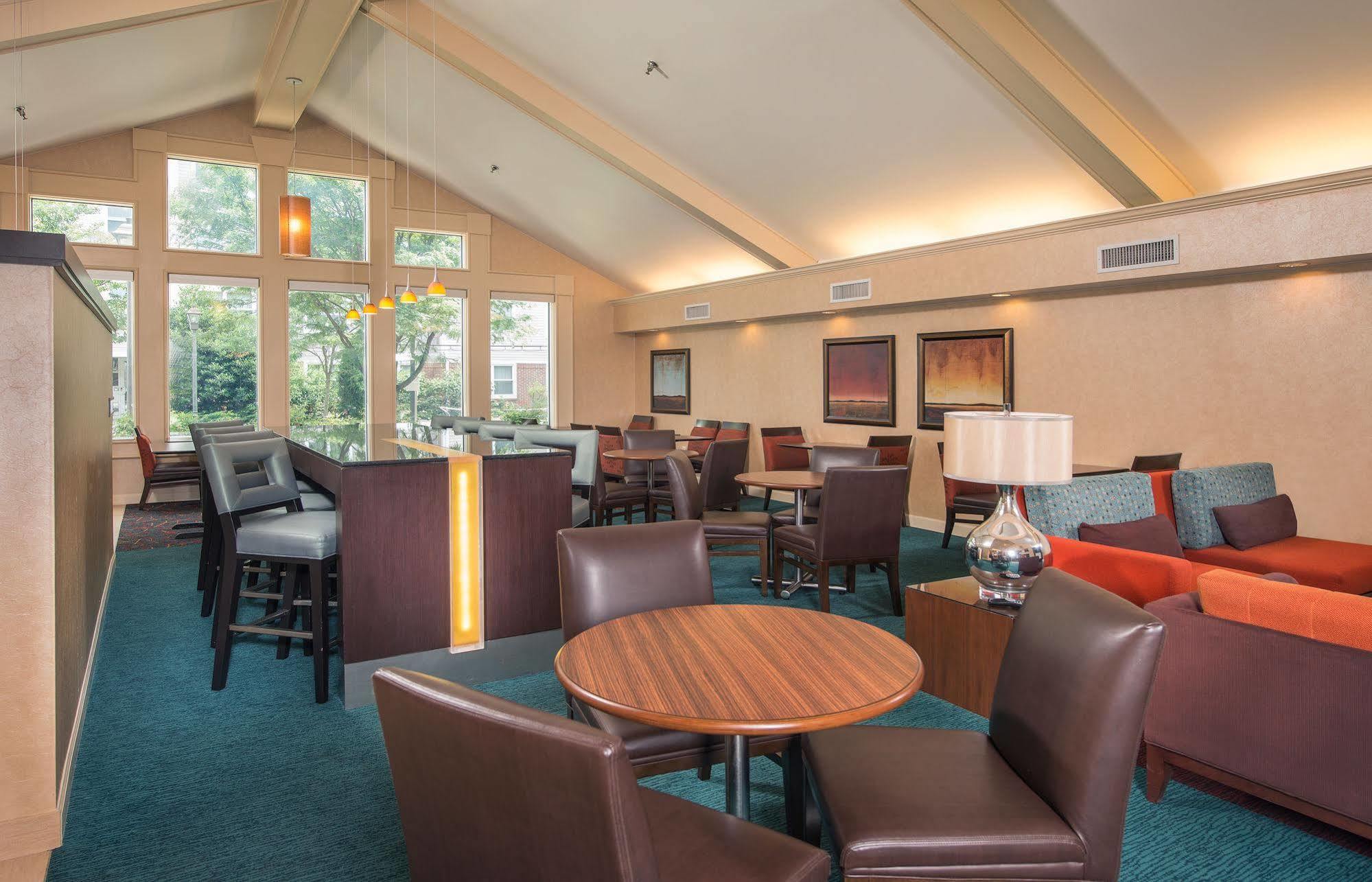 Fairfax Hotel